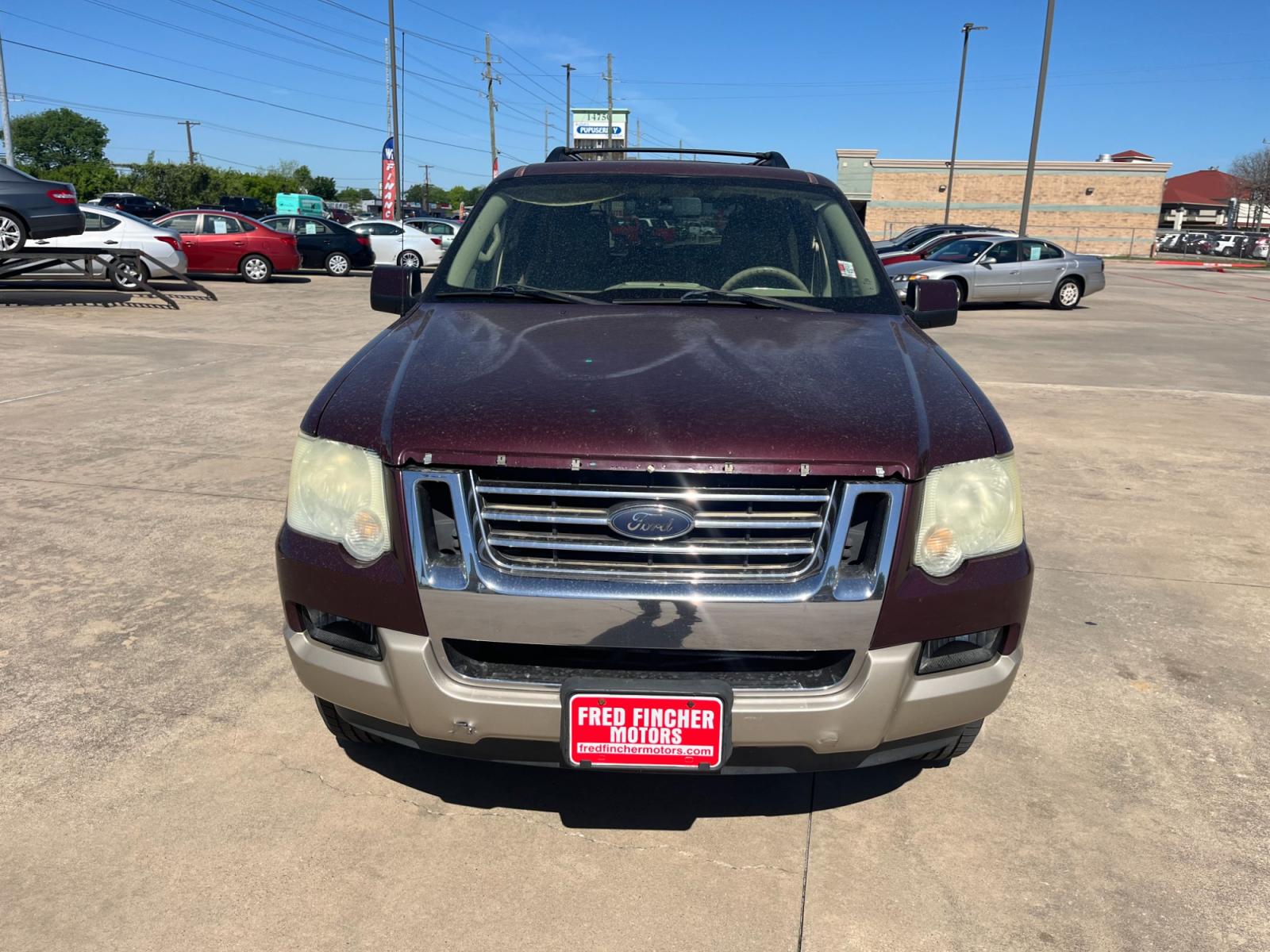 2006 maroom /TAN Ford Explorer Eddie Bauer 4.6L 4WD (1FMEU74816U) with an 4.6L V8 SOHC 16V engine, 6-Speed Automatic Overdrive transmission, located at 14700 Tomball Parkway 249, Houston, TX, 77086, (281) 444-2200, 29.928619, -95.504074 - Photo #1